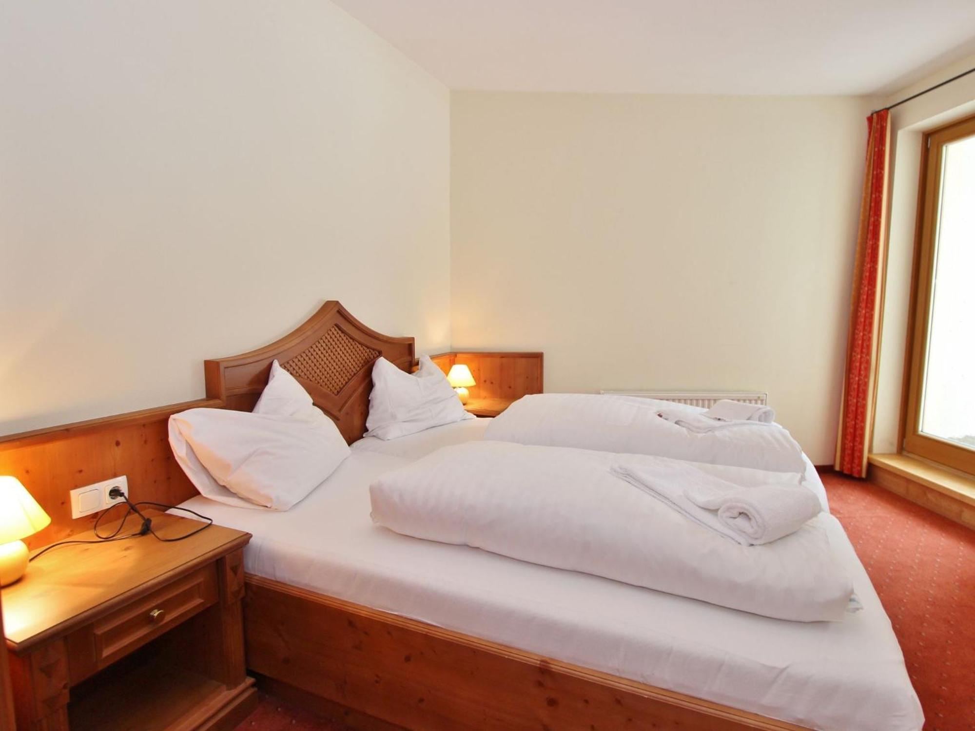 Large Chalet Apartment In Saalbach Hinterglemm エクステリア 写真