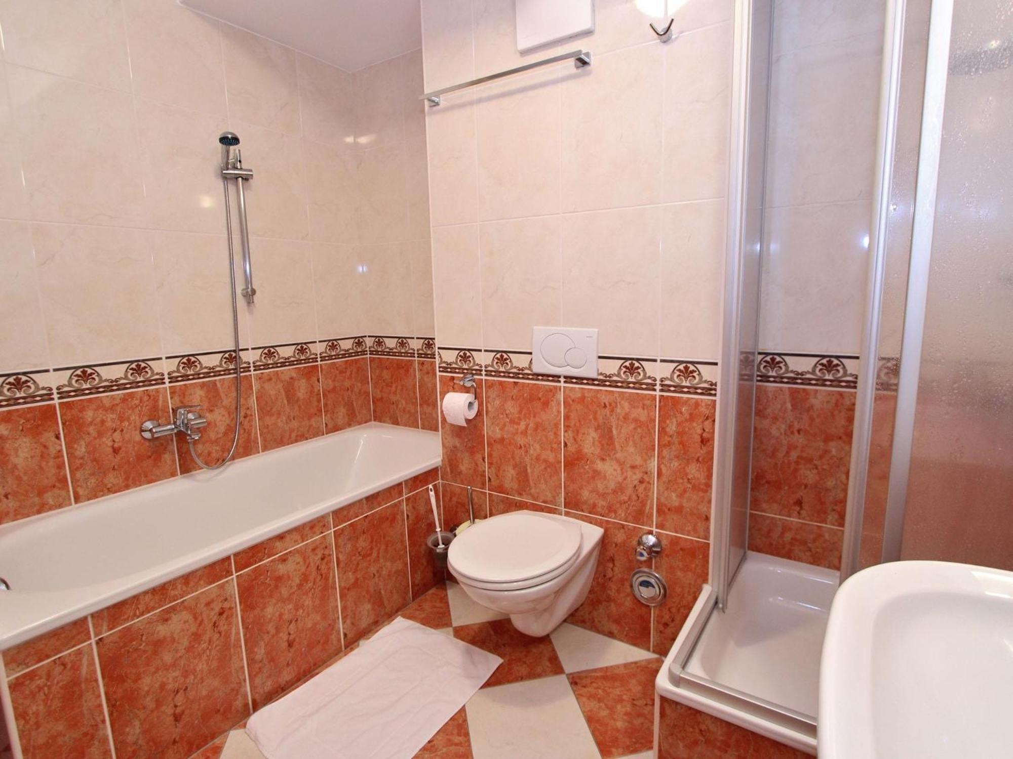 Large Chalet Apartment In Saalbach Hinterglemm エクステリア 写真